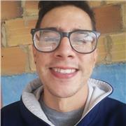 Profesor de psicología. Ofrece clases de introducción a la psicología. Extra técnicas de meditación para llegar a la paz mental para adultos e inicio en la meditación para niños